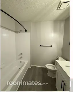 Room for rent in Lawrence Township, NJ $1350, house