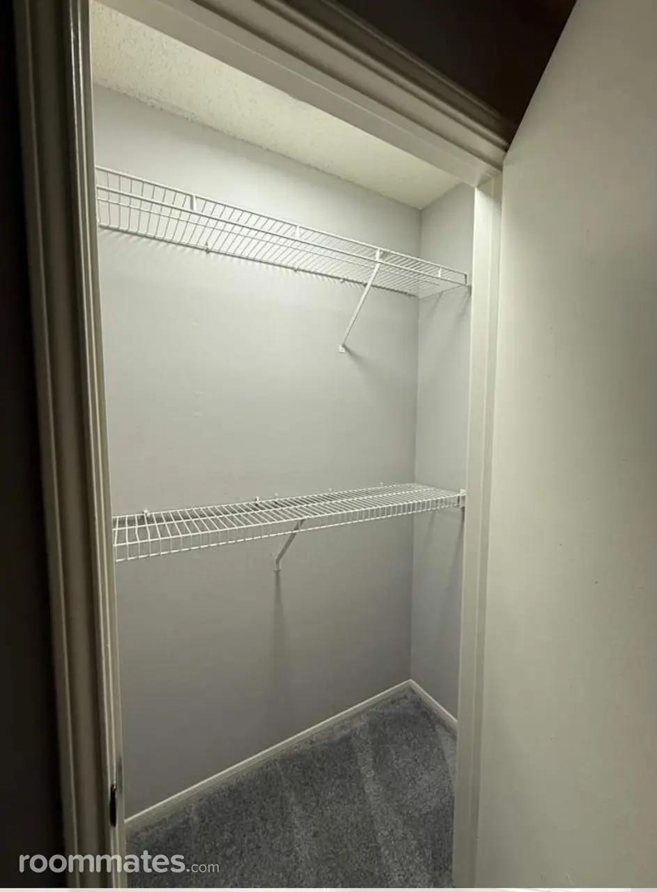 Profile photo 5 of 11