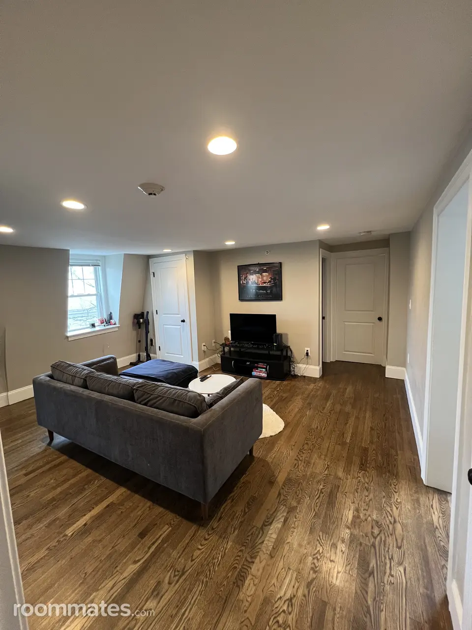 Profile photo 3 of 11