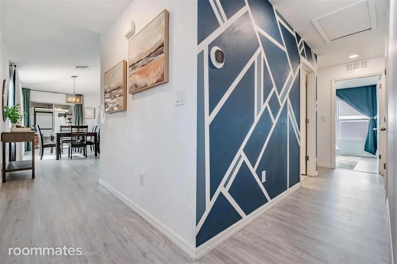 Profile photo 4 of 9