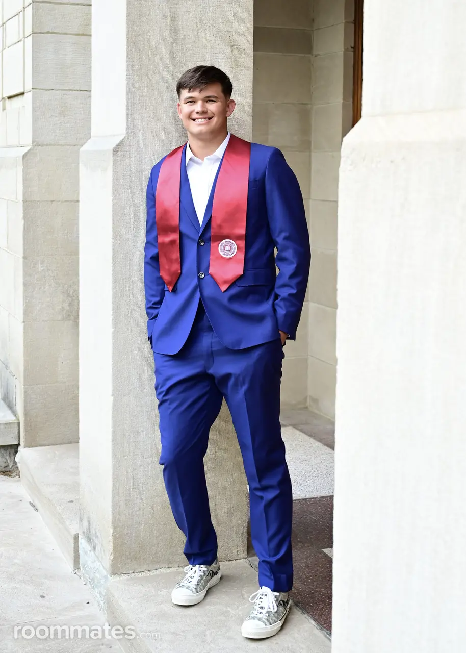 Profile photo 13 of 13