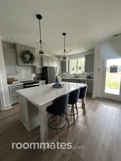 Room for rent in Midway, GA $1400, house