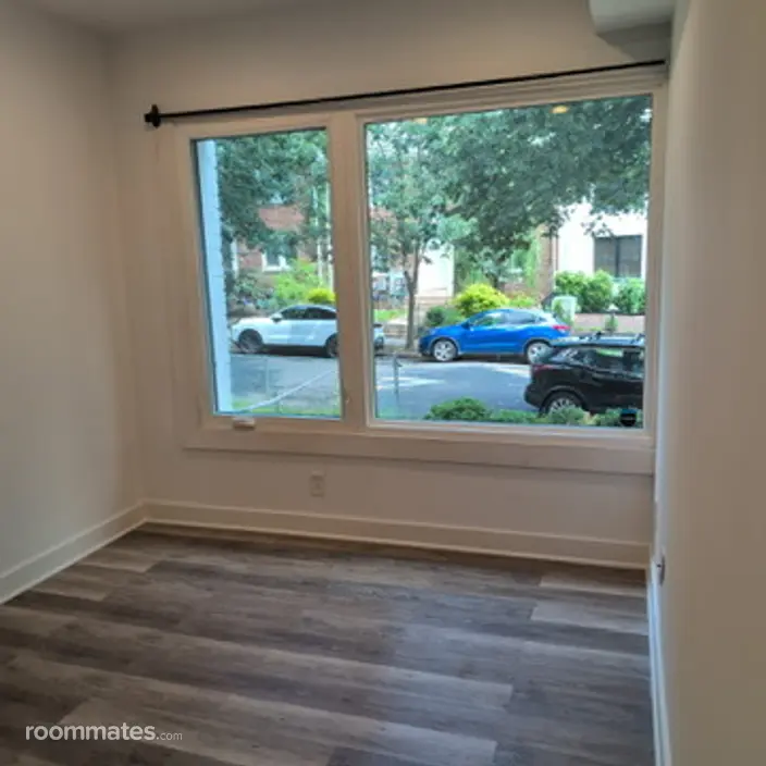 Room for rent in Washington, DC $1038, house