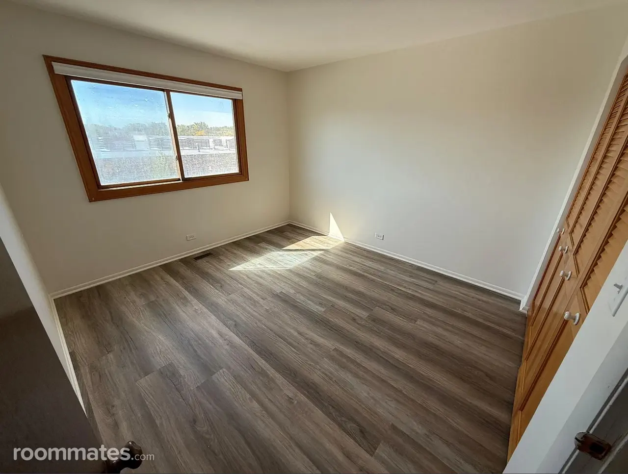 Profile photo 2 of 4