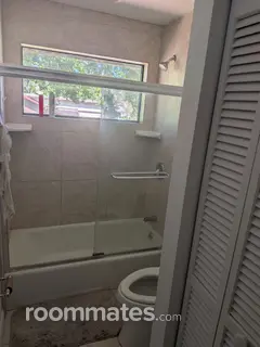 Room for rent in Daytona Beach, FL $850, house