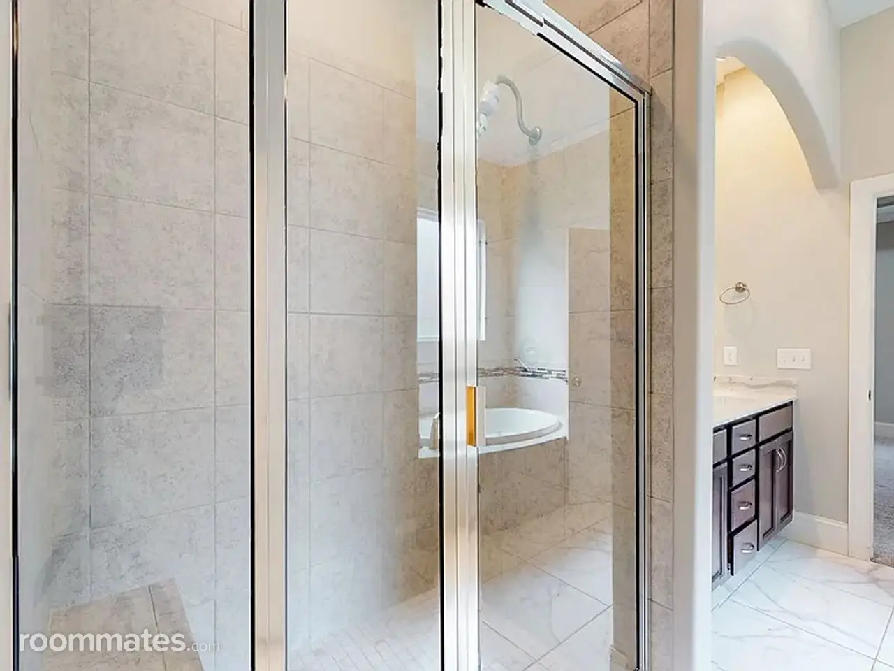 Profile photo 6 of 11