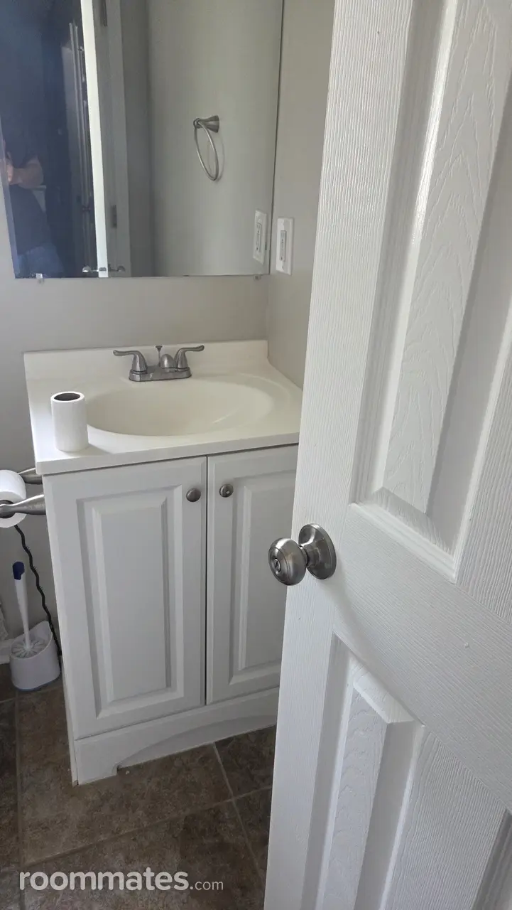 Profile photo 3 of 7