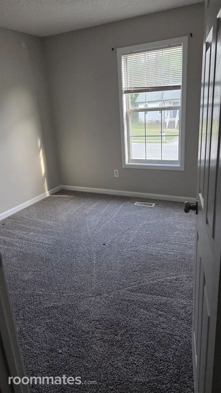 Profile photo 6 of 7