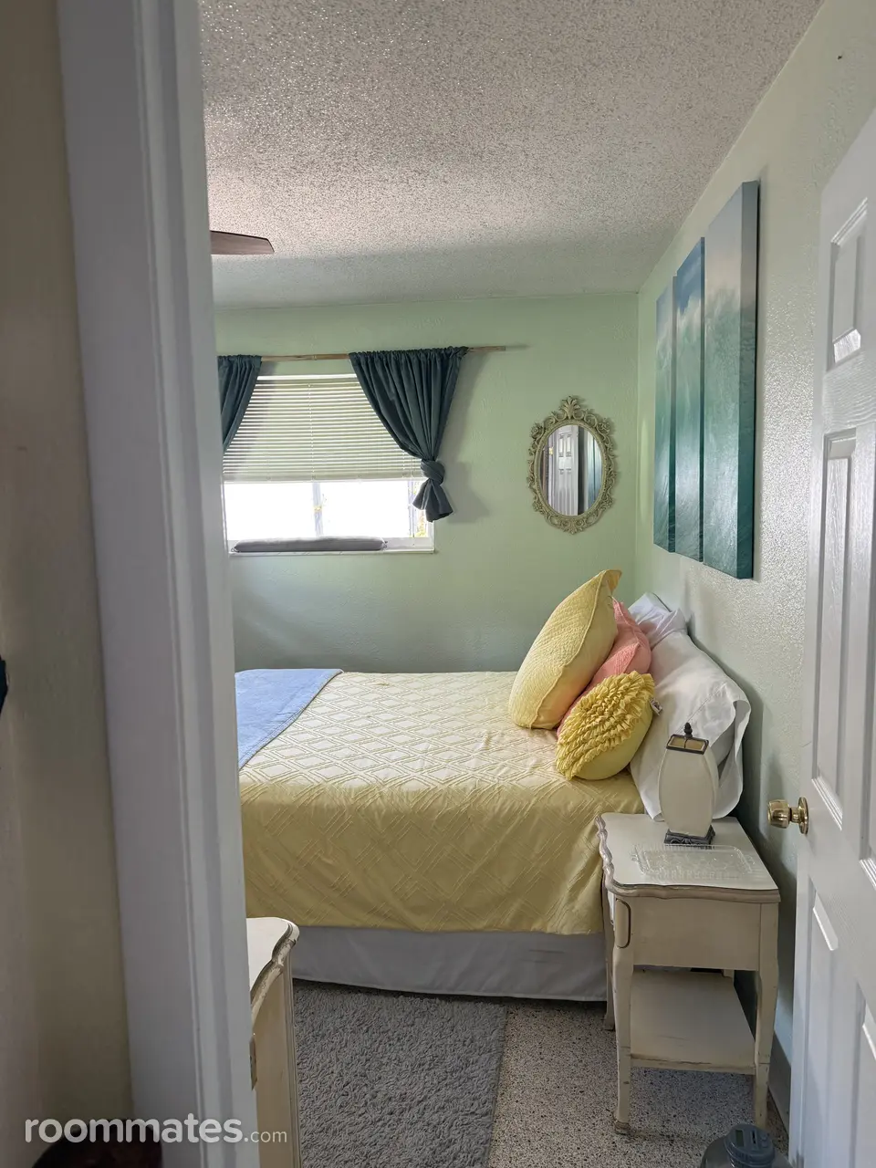 Profile photo 9 of 11