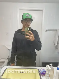 Roommate looking Akron, NY, $800