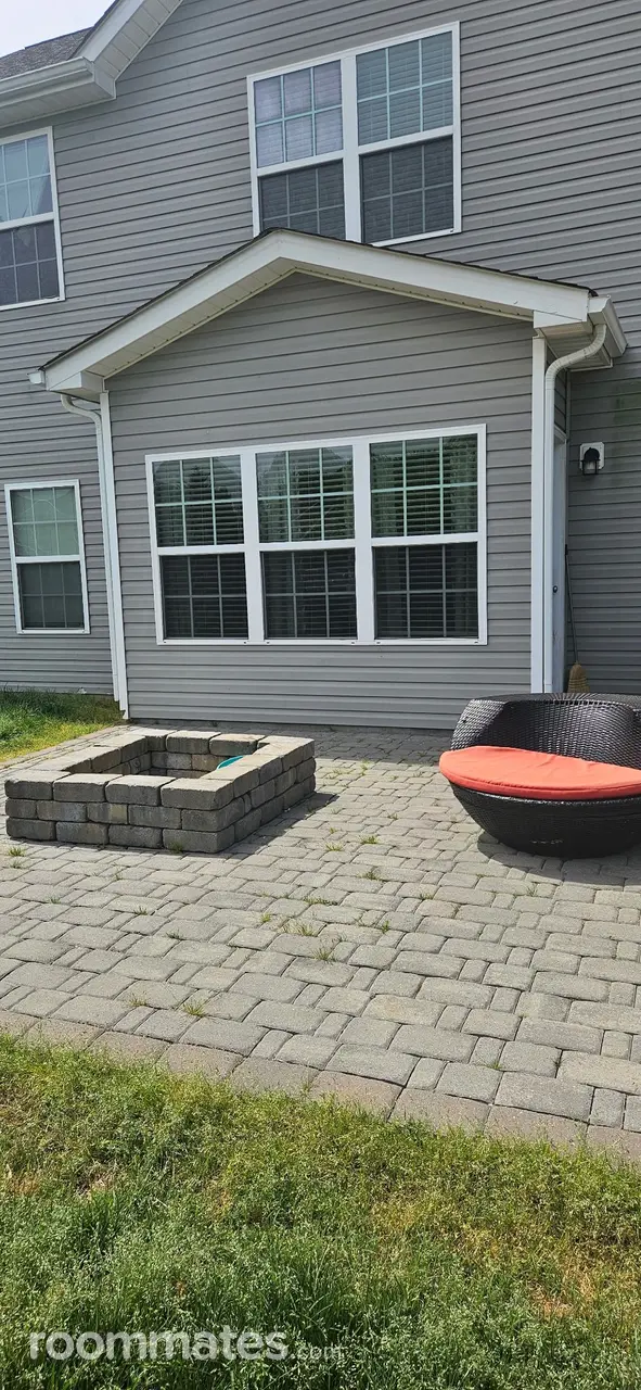 Profile photo 2 of 11