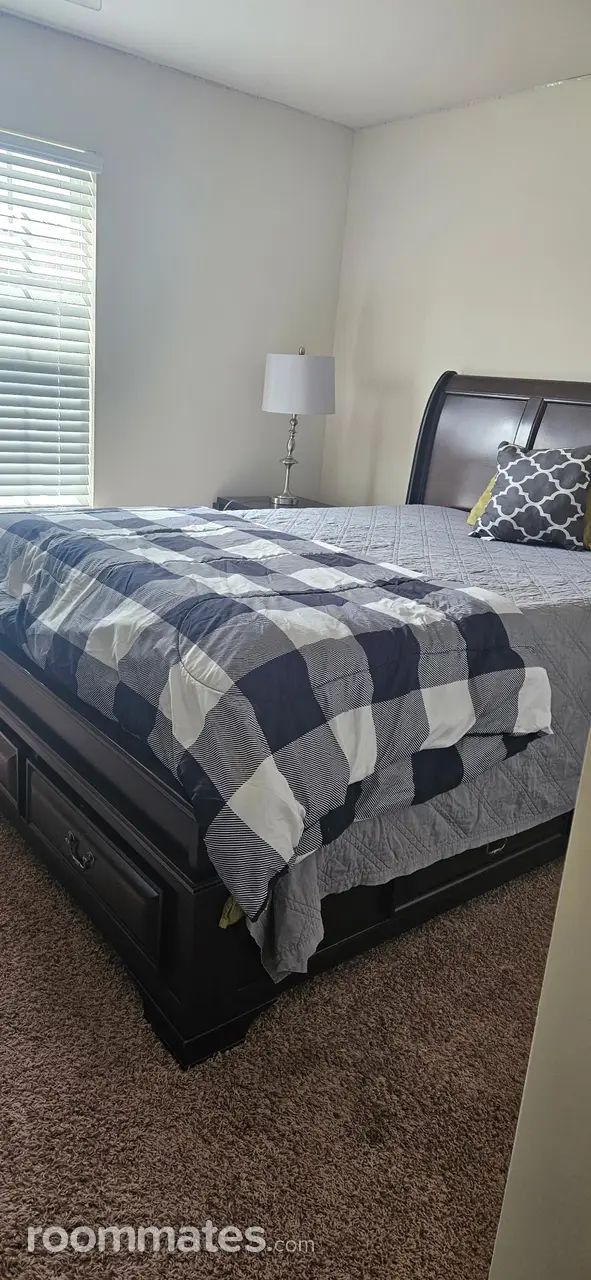 Profile photo 5 of 11