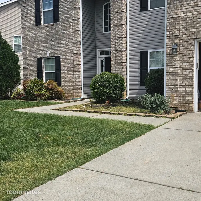 Room for rent in Fort Mill, SC $850, house