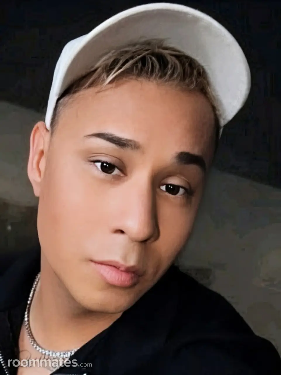 Profile photo 6 of 9