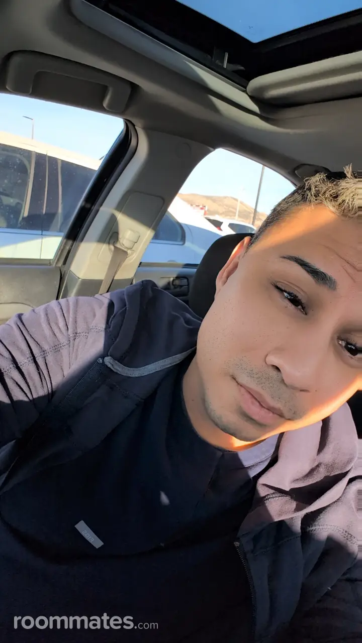 Profile photo 8 of 9