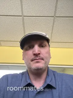 Roommate looking Pompano Beach, FL, $2000