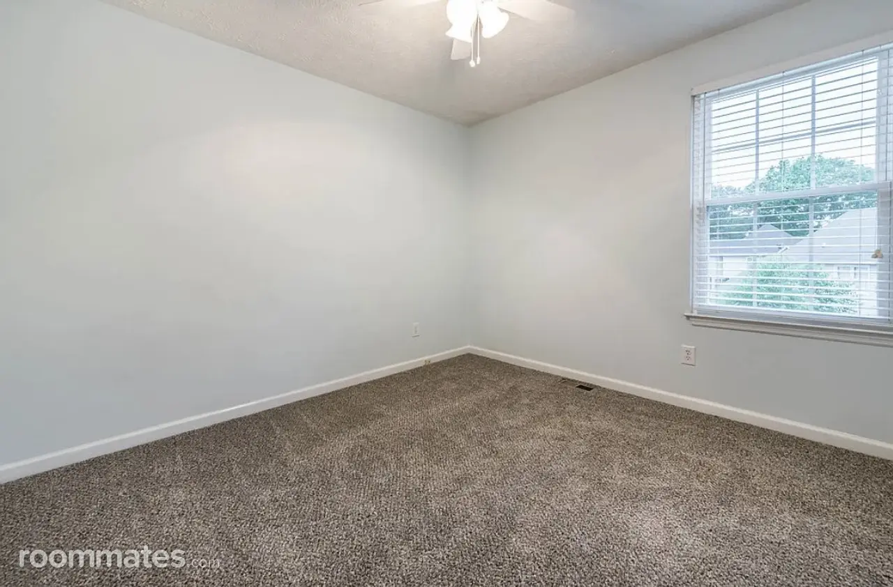 Profile photo 2 of 6