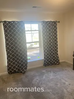 Room for rent in Durham, NC $800, townhouse
