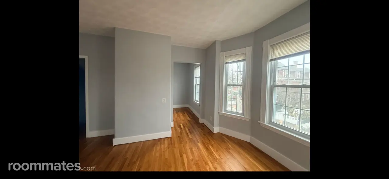 Profile photo 2 of 11