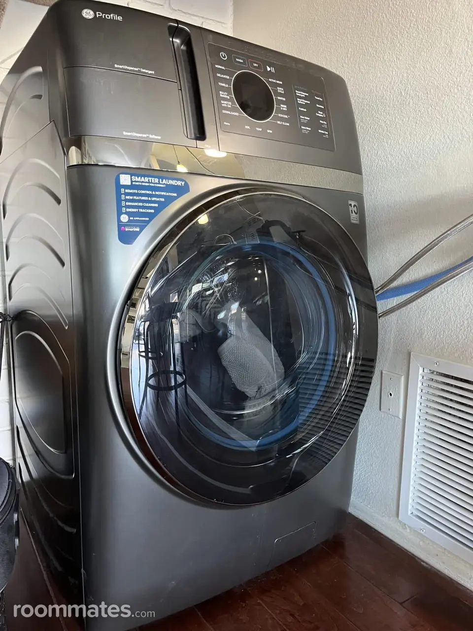 Profile photo 5 of 8