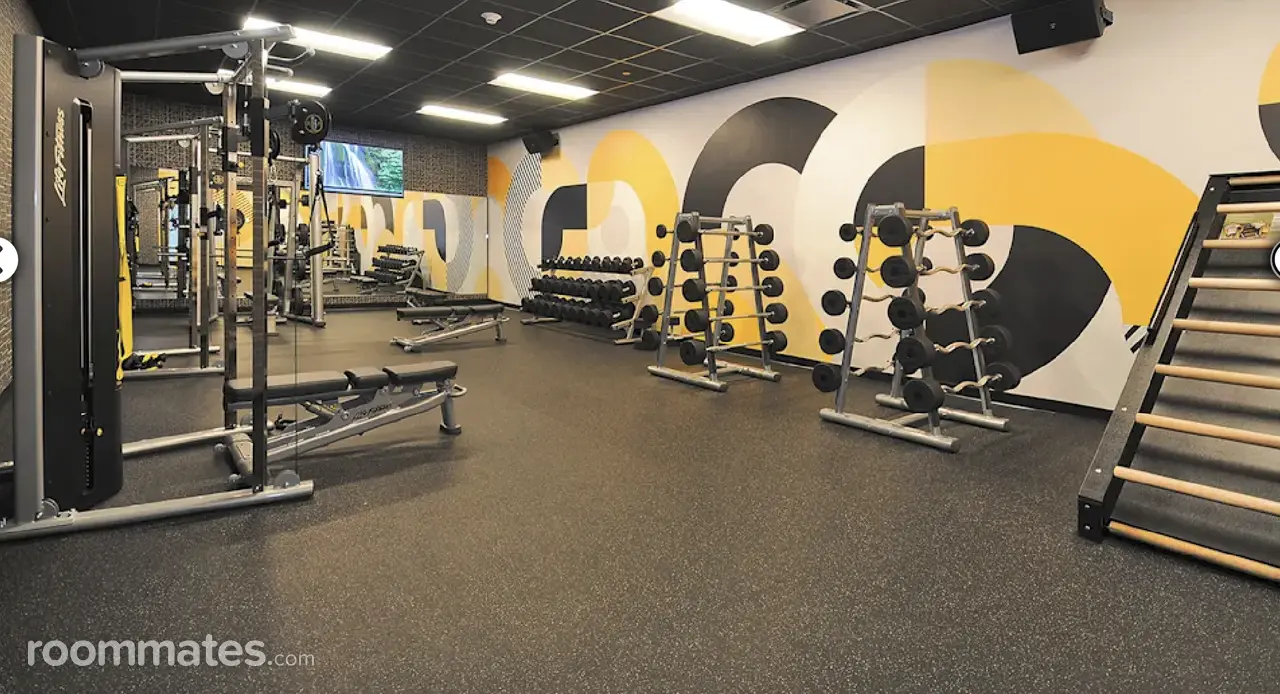 Profile photo 3 of 4