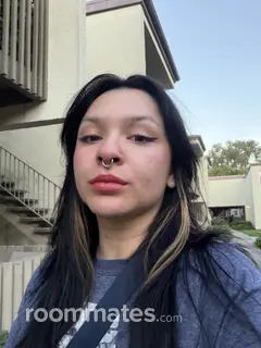 Roommate looking Carlsbad CA, $1300