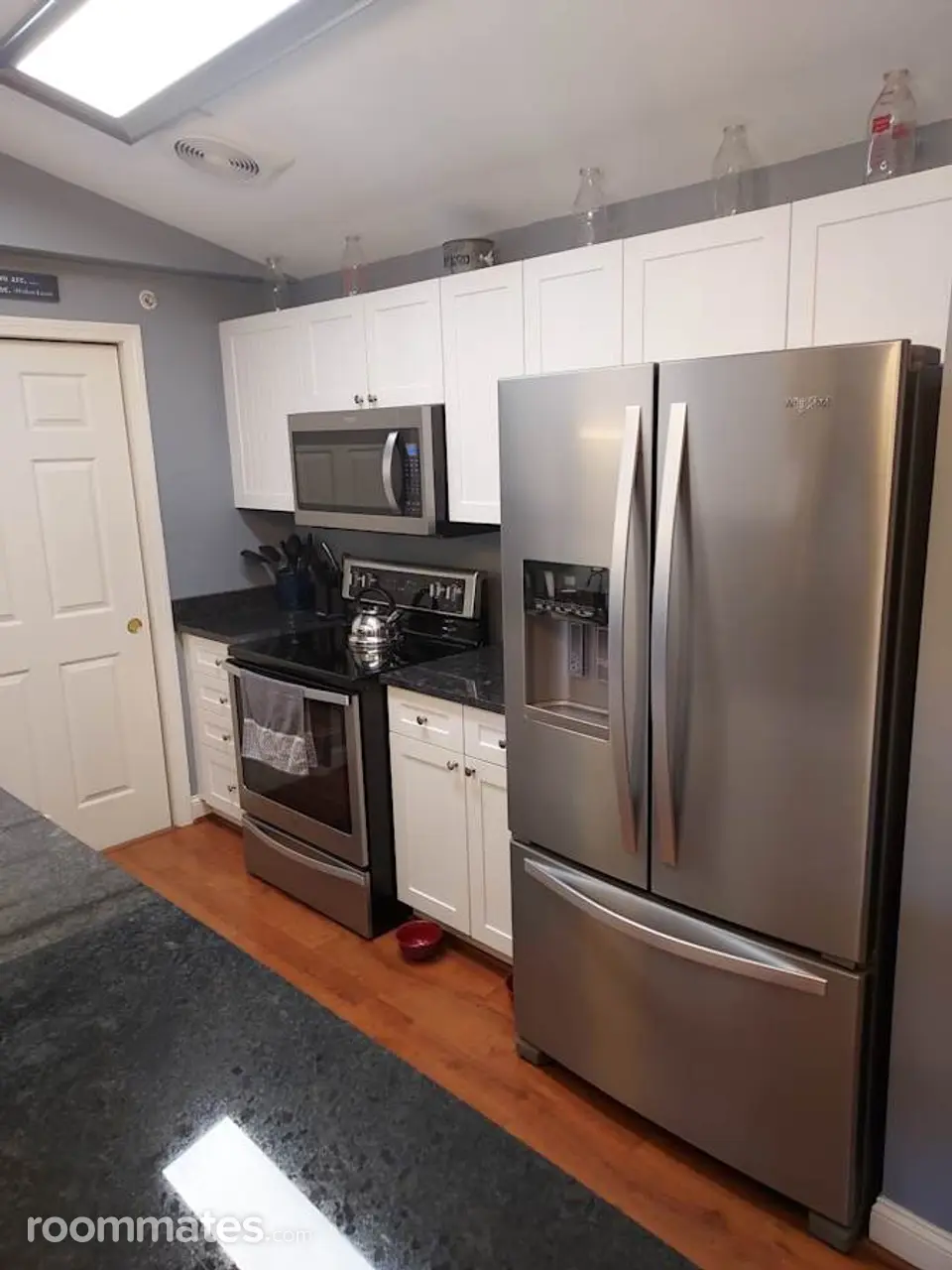 Profile photo 4 of 7