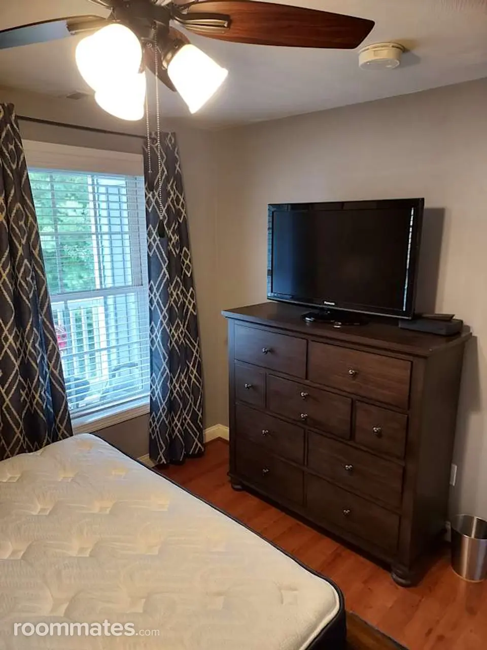 Profile photo 2 of 7