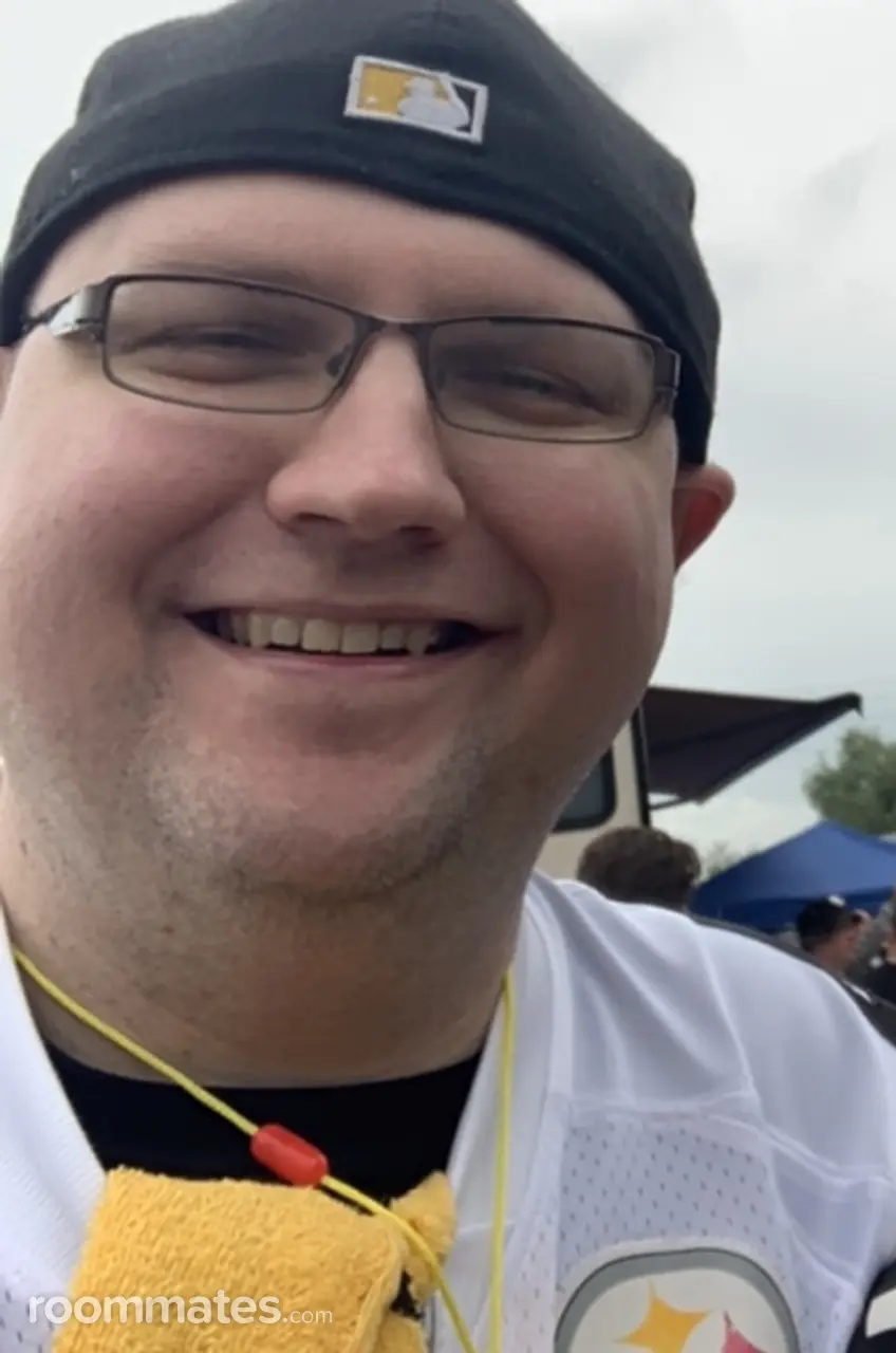 Profile photo 3 of 3