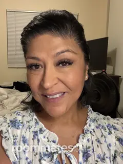 Roommate looking Riverside, CA, $1000