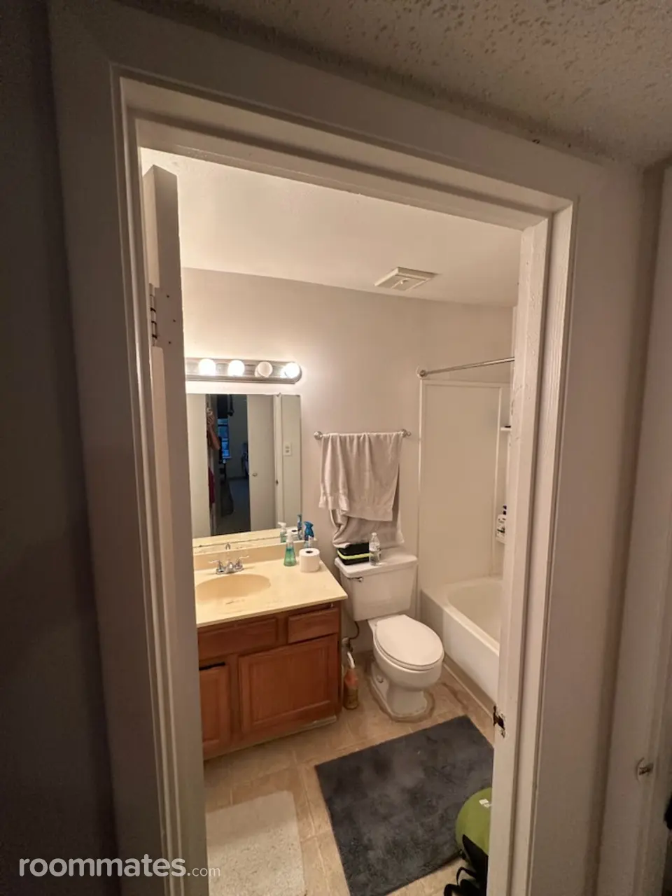 Profile photo 2 of 4