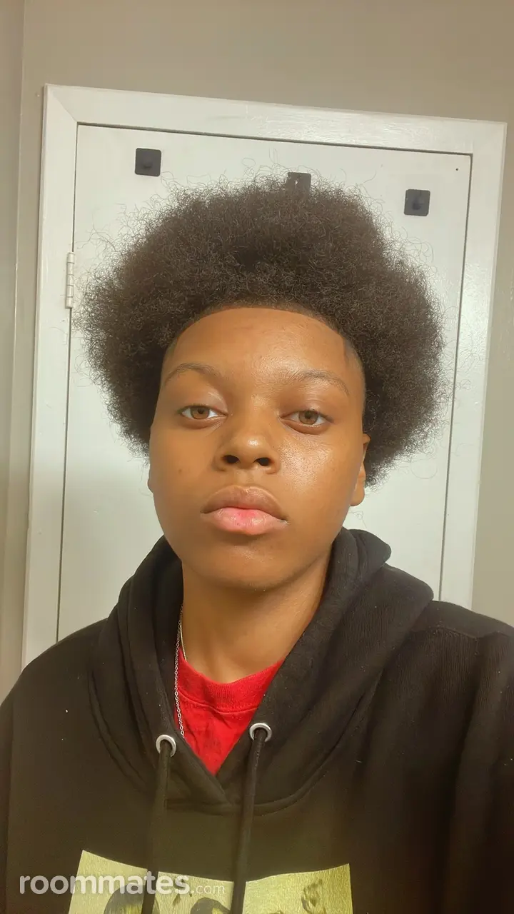 Profile photo 3 of 6