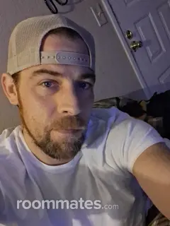 Roommate looking Chico, CA, $1000