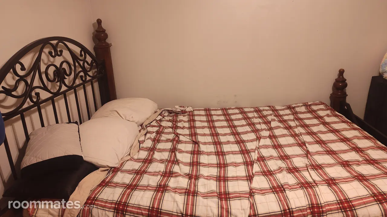 Profile photo 2 of 3