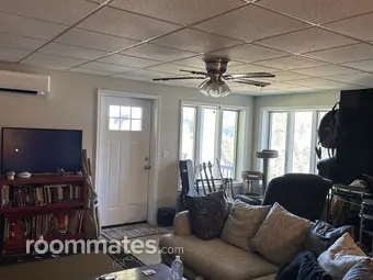 Room for rent in Lake Junaluska, NC $675, house