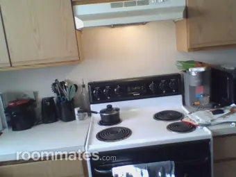 Room for rent in Canton, OH $700, house