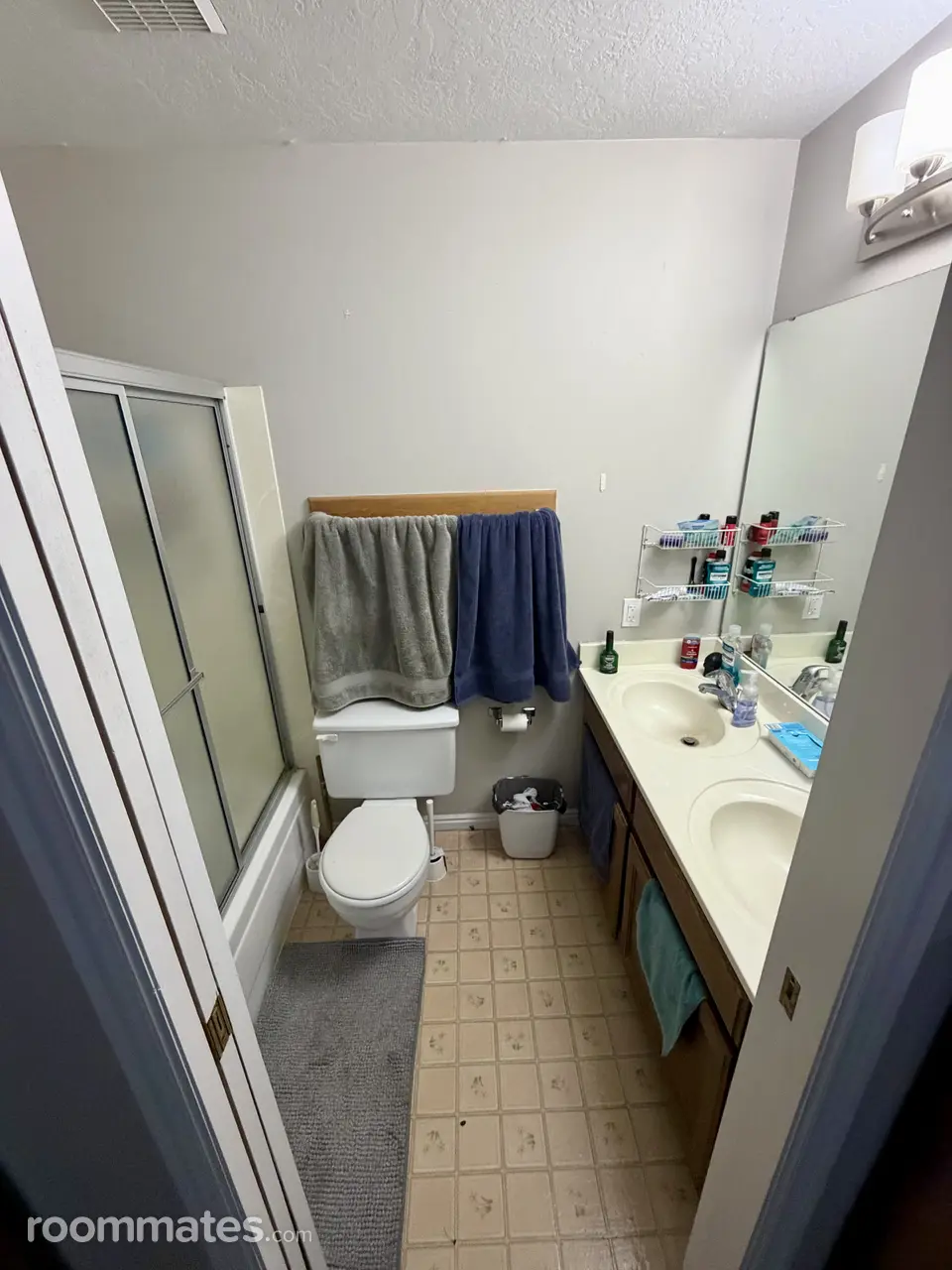 Profile photo 3 of 6