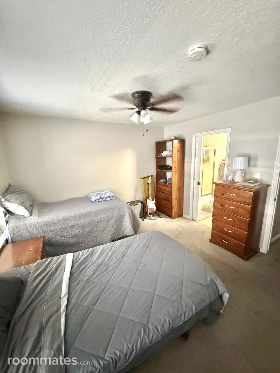 Profile photo 5 of 6