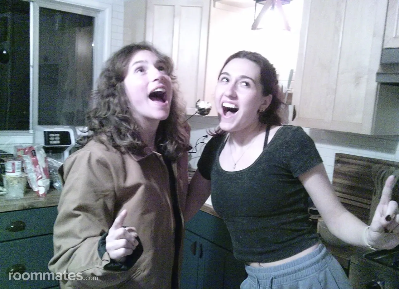 Profile photo 8 of 8