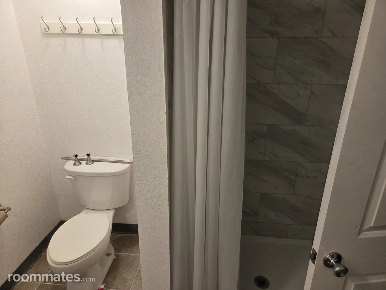 Profile photo 5 of 10