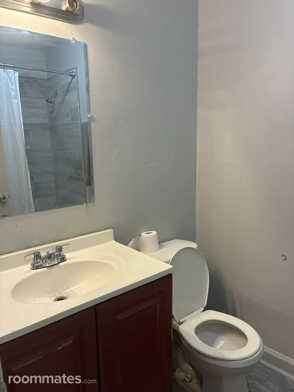 Profile photo 10 of 11