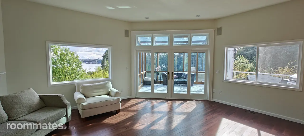 Profile photo 5 of 11