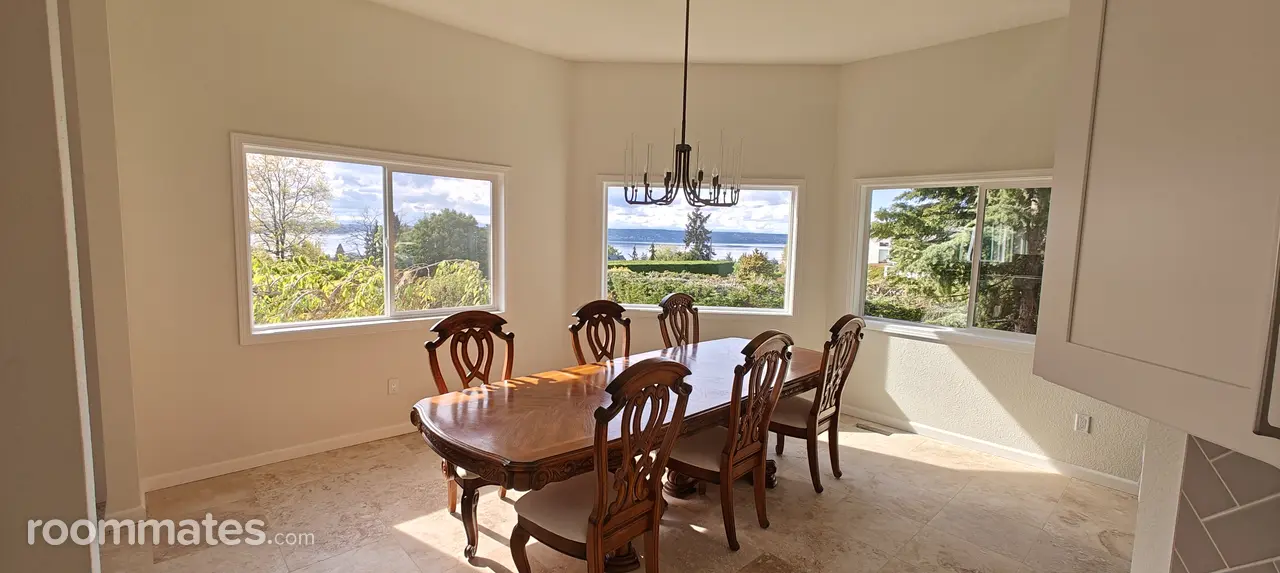 Profile photo 4 of 11