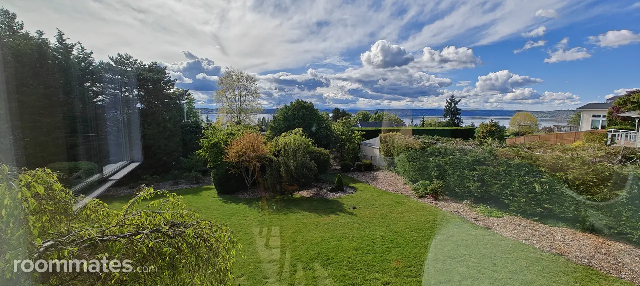 Profile photo 9 of 11