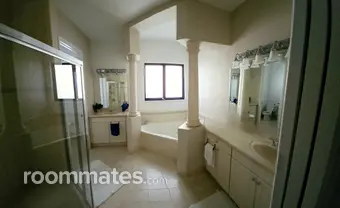 Room for rent in Cutler Bay, FL $1999, house