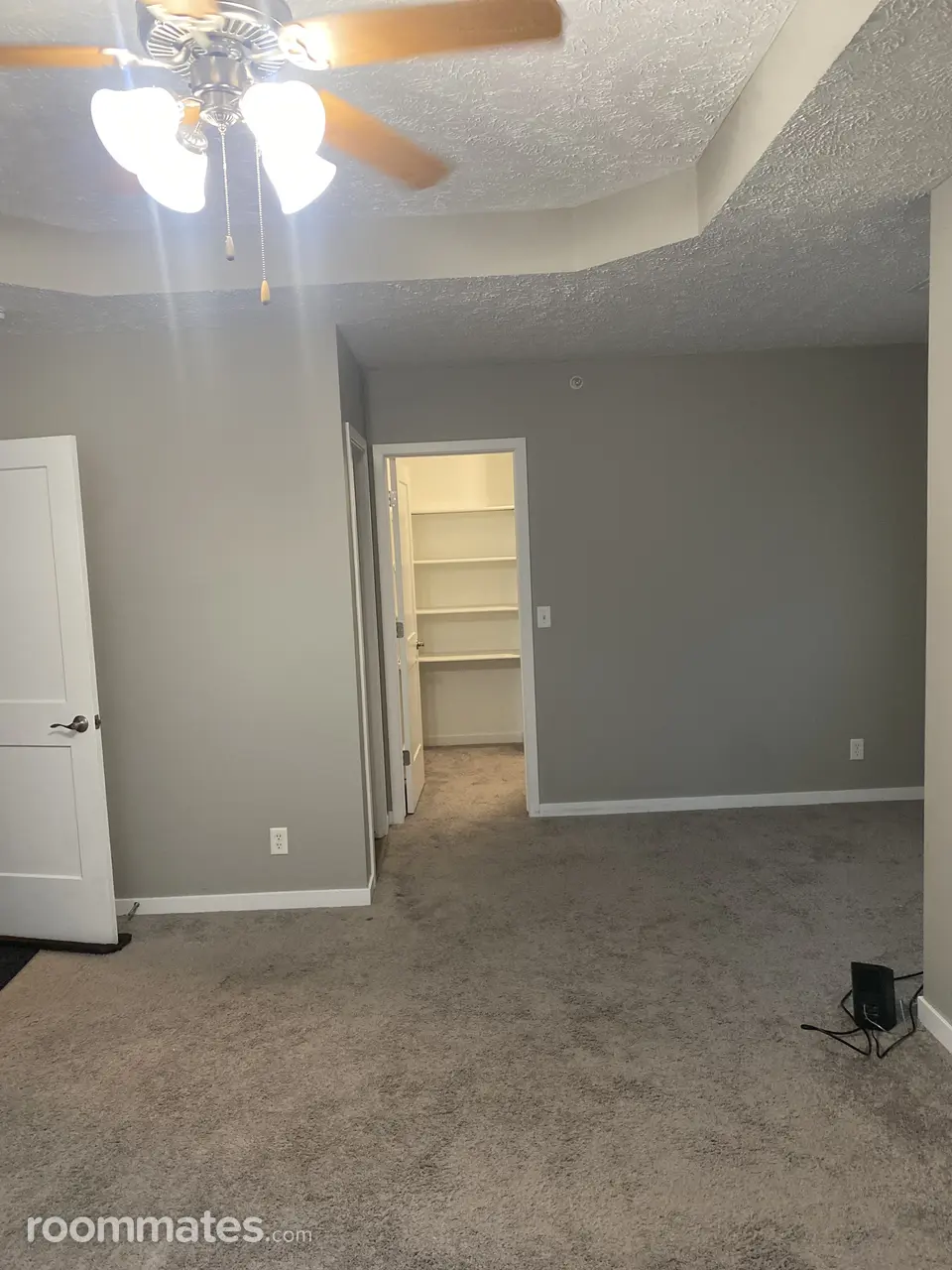 Profile photo 3 of 8