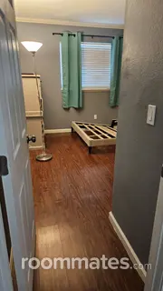 Room for rent in Elverta, CA $800, house