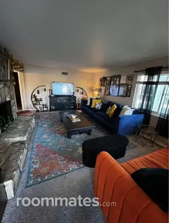 Room for rent in Costa Mesa, CA $1100, house