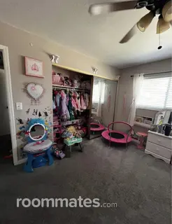 Room for rent in Costa Mesa, CA $1100, house