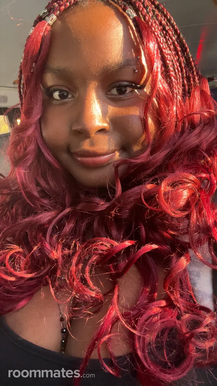 Profile photo 4 of 4